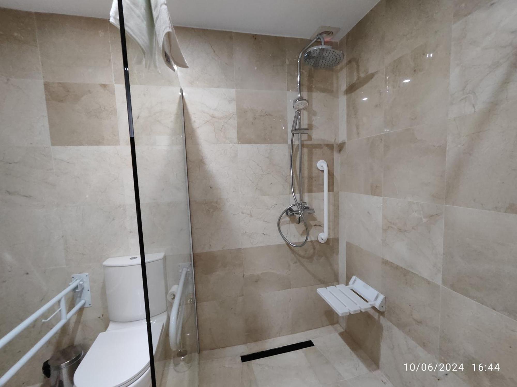 Apartamentos Luxury Playa Victoria Cádis Exterior foto